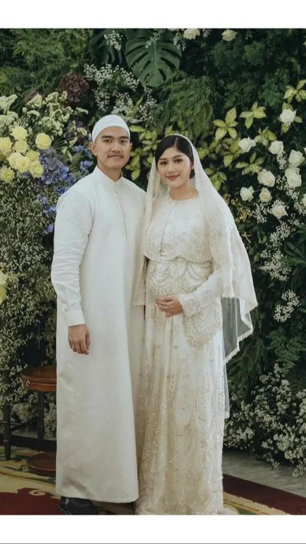 Perhatian banyak orang tertuju pada baby bump Erina Gudono yang semakin besar.