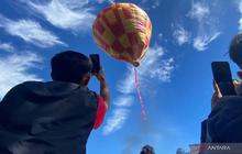 Tradisi Ngapungkeun Balon Garut: Daya Tarik Wisata Kearifan Lokal yang Memukau
