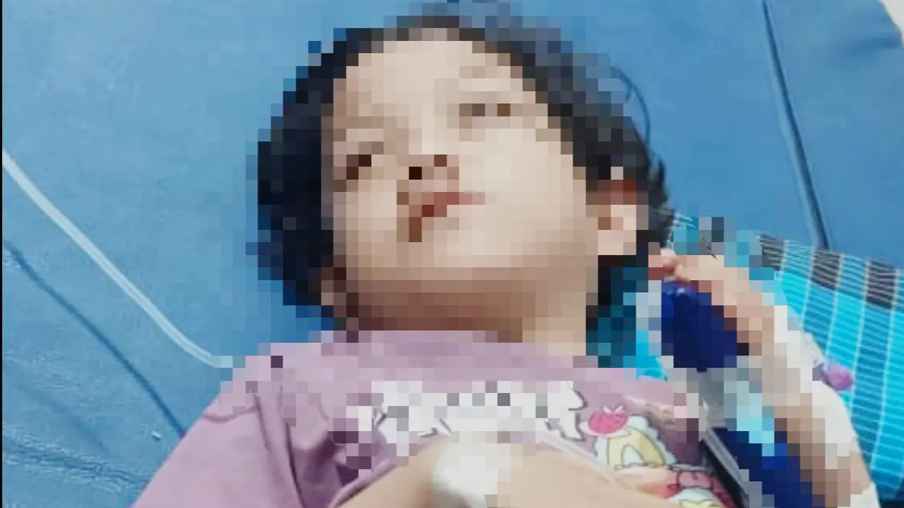 Anak Ainun yang nyaris tak bisa keluar dari rumah sakit lantaran terkendala biaya (Liputan6.com/Istimewa)