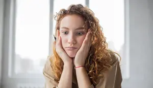 Di antara kedua hal tersebut, manakah yang harus dilakukan? (Foto: Pexels.com/Christopher Campbell)