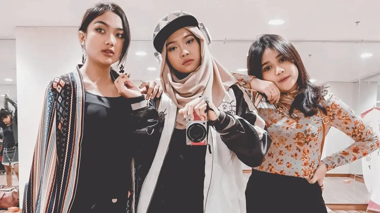 [Bintang] Intip Kolaborasi Manis Marion Jola, Ayu dan Bianca Jodie