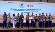 Jun Zhuge, pendiri dan COO SEG, bersama dengan Ngurah Wirawan, Direktur Utama Grand Batang City, menandatangani PPTI , Jakarta (15/05/2024)