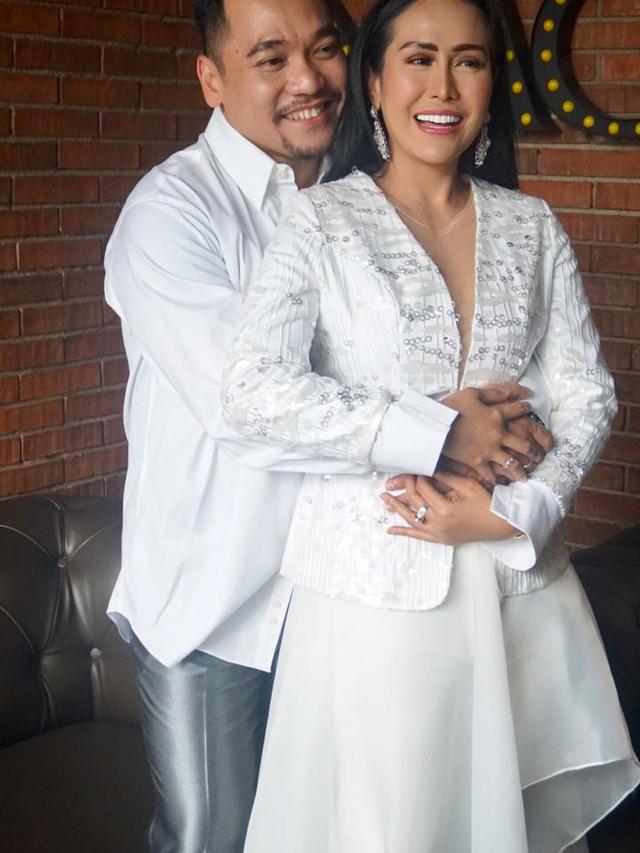 Ratu Meta dan suaminya, Eddy Faisal (ist)