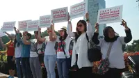 Aksi Solidaritas untuk Yuyun di Car Free Day Jakarta
