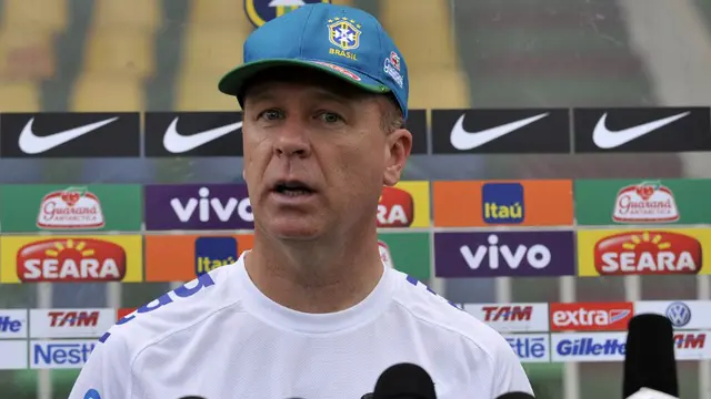 Mano Menezes