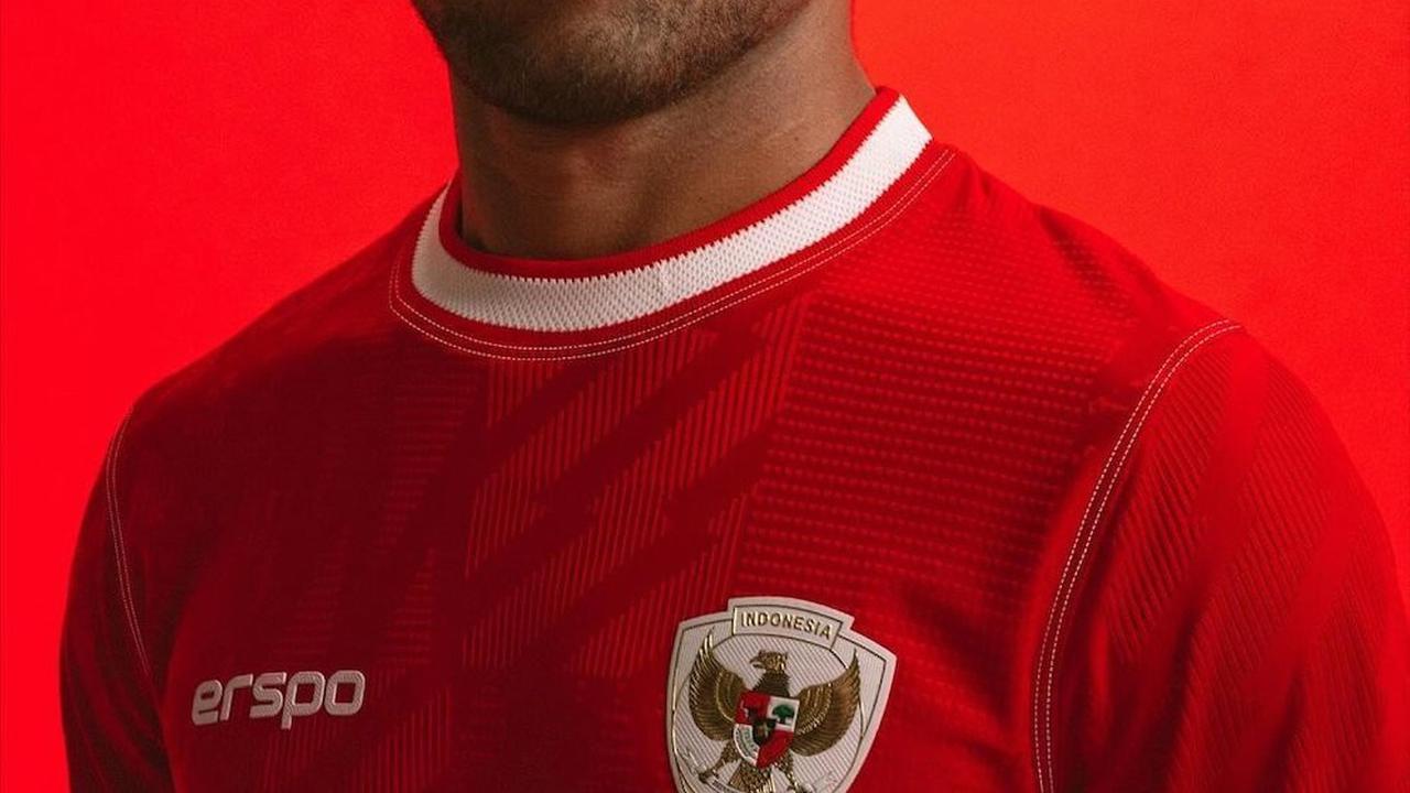 Tampak depan jersey kandang Timnas Indonesia buatan Erspo (c) Dok. Erspo