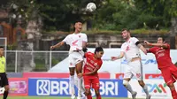 Duel Persija Jakarta vs PSM Makassar dalam laga pekan ke-32 BRI Liga 1 2021/2022, Senin (21/3/2022). Persija menang 3-1 dalam laga tersebut. (Bola.com/Abdi Satria)