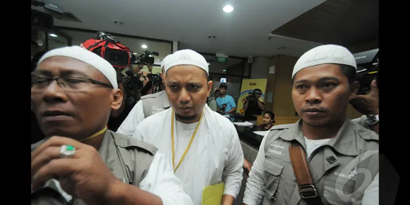 Ustadz Kondang Arifin Ilham Datangi KPK