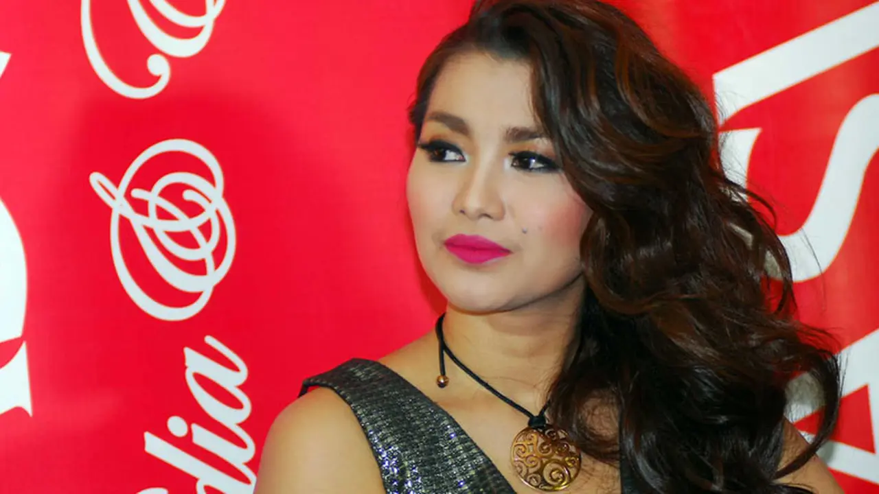 Fitri Carlina 