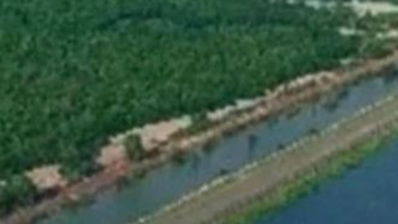 Rumah tersebut akan dibangun dalam rentang waktu 6 sampai 7 bulan. <br><br>Sementara menunggu waktu konstruksi, warga akan diberikan fasilitas berupa uang dan tempat tinggal sementara.
