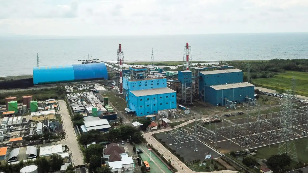 Pembangkit Listrik Tenaga Uap (PLTU) Jeranjang berkapasitas 3 x 25 Megawatt (MW) yang berlokasi di Desa Taman Ayu, Lombok Barat. (Dok PLN)