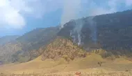 Kebakaran Meluas, Kawasan Wisata Bromo Ditutup Total