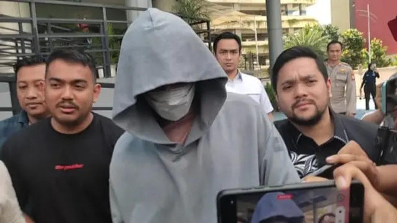 Aktor Fachri Albar Kembali Ditangkap Polisi Terkait Kasus Narkoba, Hasil Tes Urinenya Positif