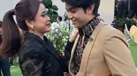 10 Potret Brisia Jodie Dilamar Jonathan Alden, Kisah Manis di Momen Istimewa