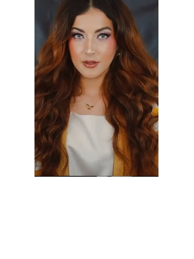 10 Gaya Tasya Farasya dengan Makeup Jadul, Jadi Sorotan