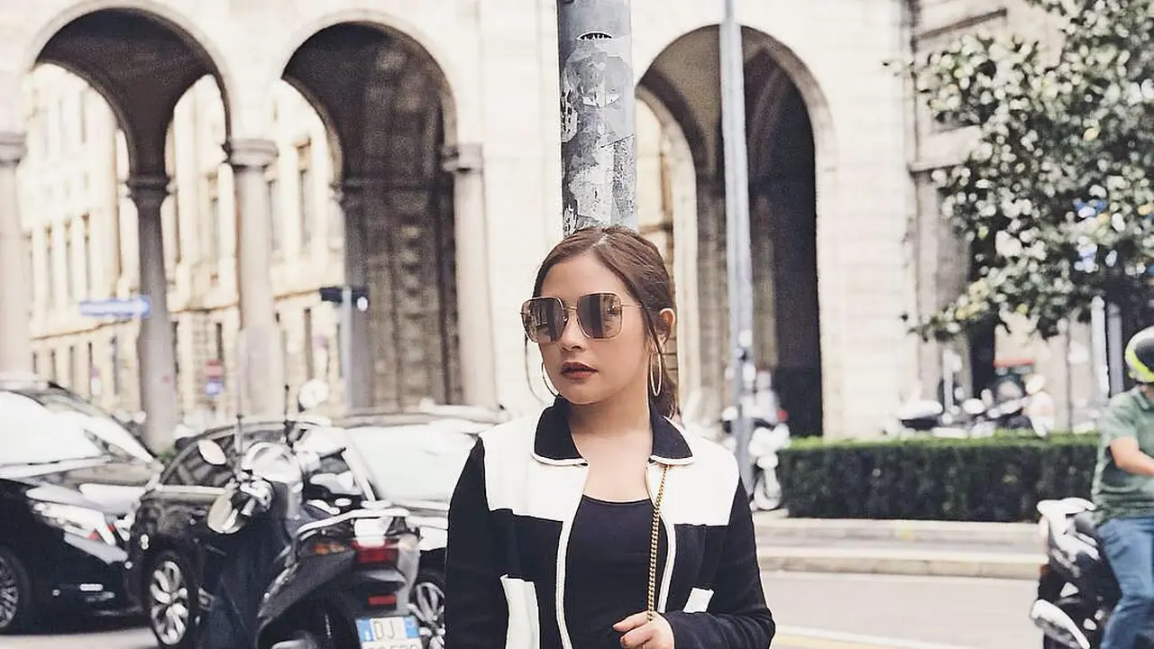 [Bintang] Prilly Latuconsina