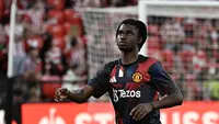 Pemain muda Manchester United (MU), Jaydan Kamason. (ANDER GILLENEA / AFP)