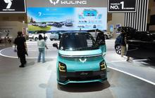 GIIAS 2024 perlihatkan Wuling Air EV dengan penampilan yang berbeda.