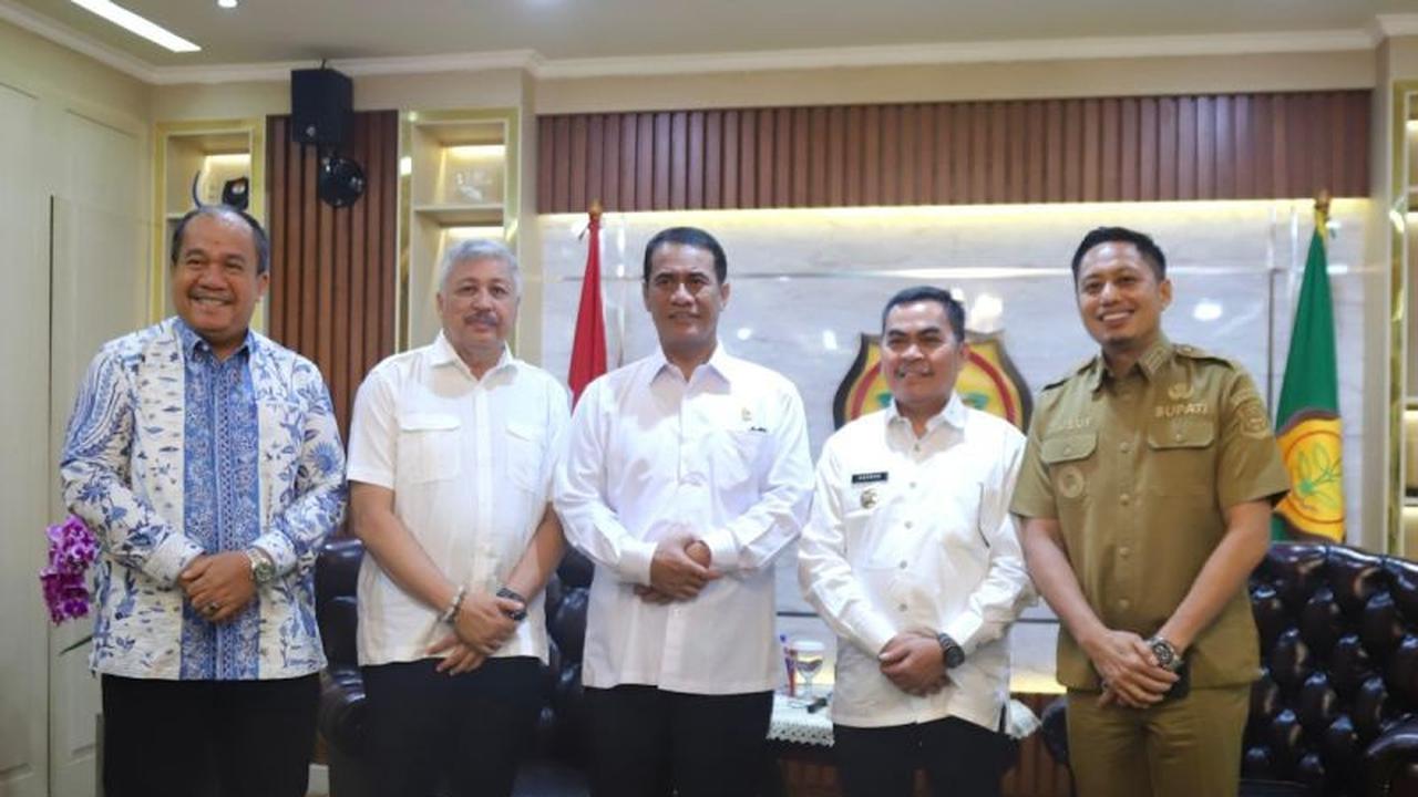 Trivia: Mentan Gandeng 3 Bupati untuk Genjot Pengembangan Kopi dan Kakao Sulsel, Perkuat Daya Saing Nasional
