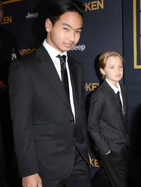 Maddox, anak angkat pertama Jolie dan mantan suaminya, Billy Bob Trhontorn, tak ikut bersama dengan 5 saudara lainnya saat melakukan kunjungan ke rumah Pitt beberapa waktu lalu. (AFP/Bintang.com)