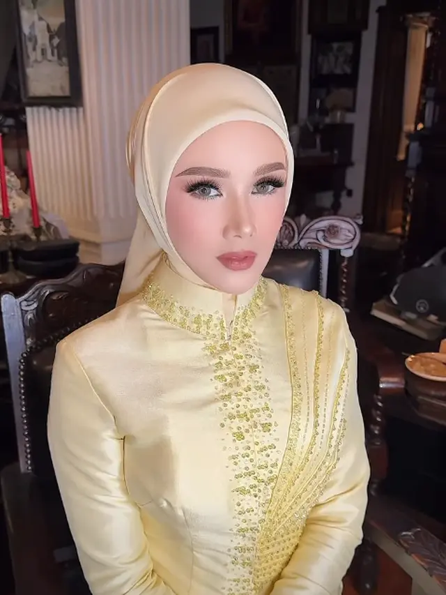 Mulan Jameela saat lamaran El-Syifa (Foto: Instagram @adi_rustana