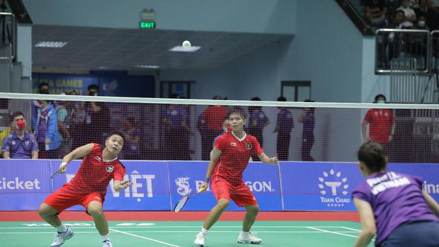 Pasangan Apriyani Rahayu/Sitia Fadia melawan Vietnam di SEA Games 2021