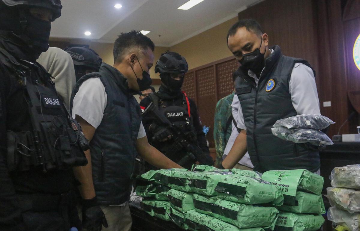 FOTO: Operasi Saber Bersinar Ungkap 715 Kasus Narkotika