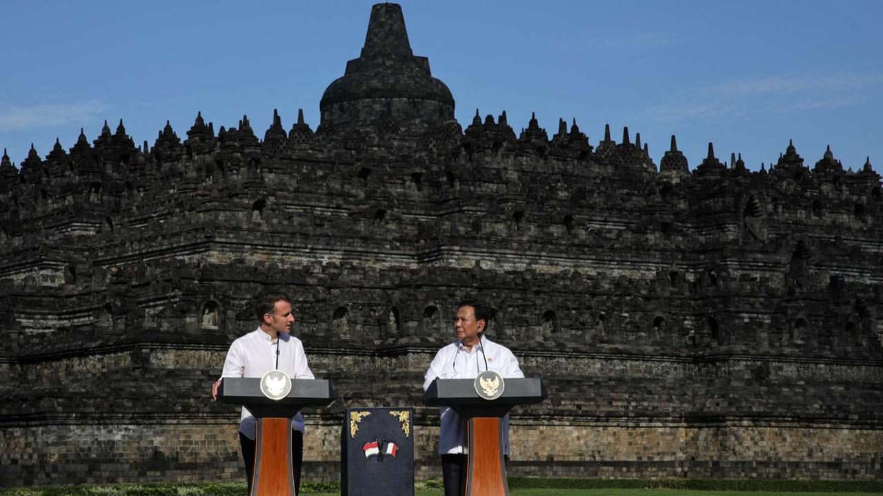 Bukan Thomas Stamford Raffles, Ternyata Orang Ini yang Pertama Menemukan Bangunan Candi Borobudur