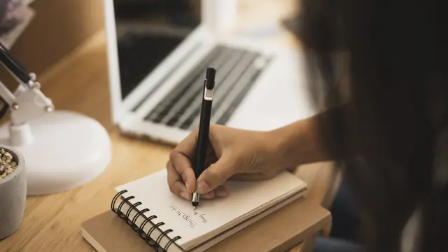 7 Cara Menjaga Persahabatan Jarak Jauh