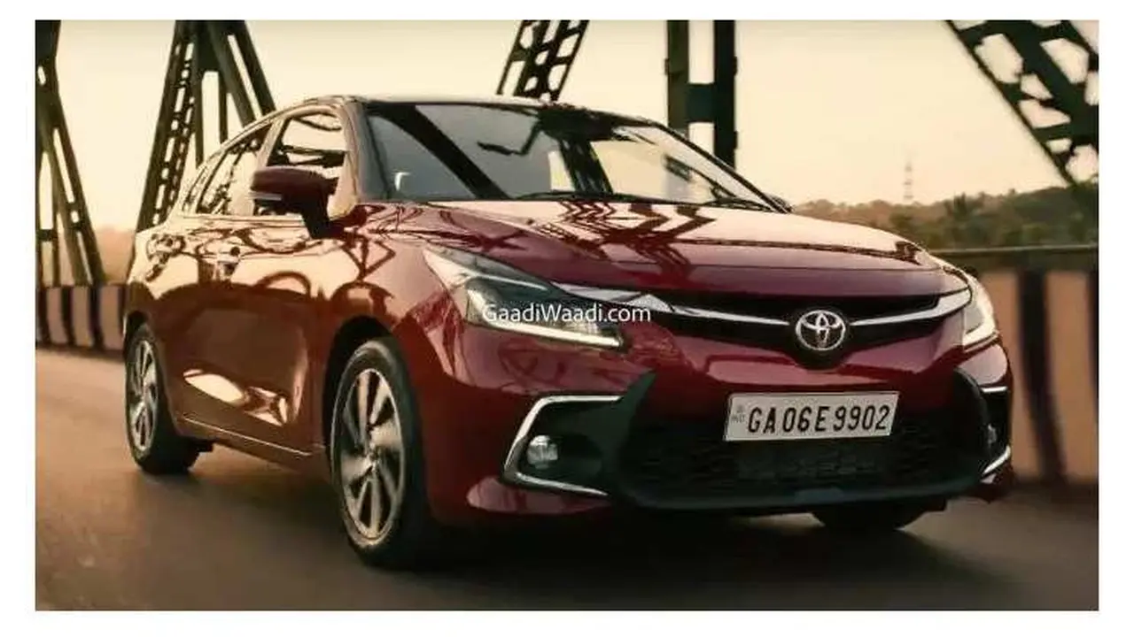 Toyota Glanza resmi dirilis untuk pasar India (Gaadiwaadi)