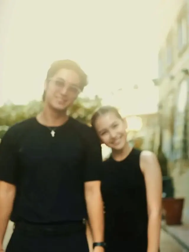 [Fimela] Sandrinna Michelle dan Junior Roberts