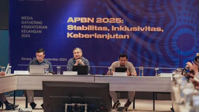 Kepala Pusat Kebijakan Anggaran Pendapatan dan Belanja Negara Badan Kebijakan Fiskal Kementerian Keuangan Wahyu Utomo dalam acara Media Gathering di Anyer, Banten, Rabu (25/09/2024). (Dok Kemenkeu)