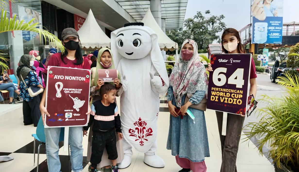 Mall pertama yang dikunjungi La'eeb pada siang hari adalah pusat perbelanjaan di kawasan Depok, yaitu Depok Town Square. (Procomm Surya Citra Media)