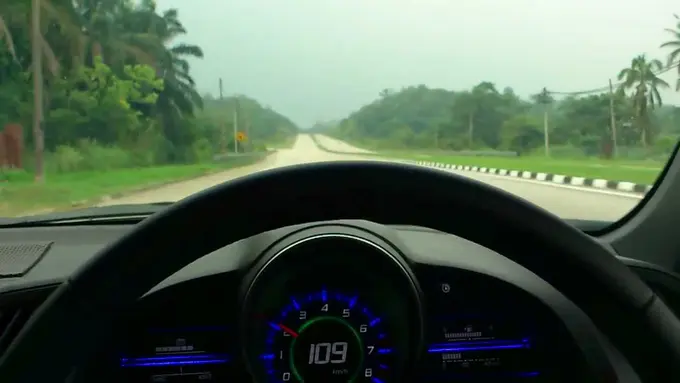 5 Hal yang Harus Kamu Ketahui Sebelum Berkendara di Malaysia