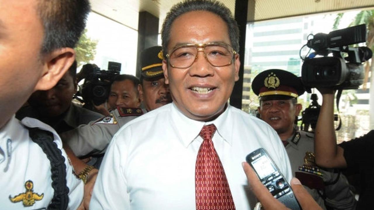 Kabareskrim Anang Iskandar datangi KPK bahas kasus korupsi