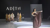 Tampilan Atiqah Hasiholan dan Randy Pangalila Saat Jadi Muse di Landasan Pacu IFW 2025