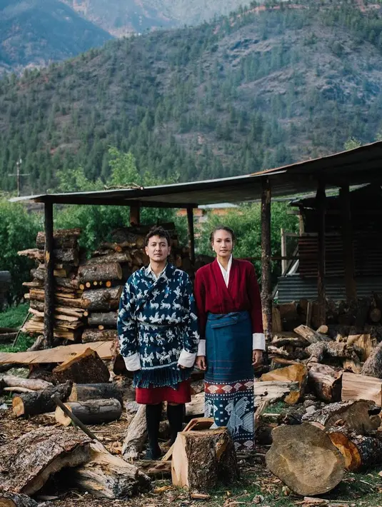 Nadine Chandrawinata dan Dimas Anggara