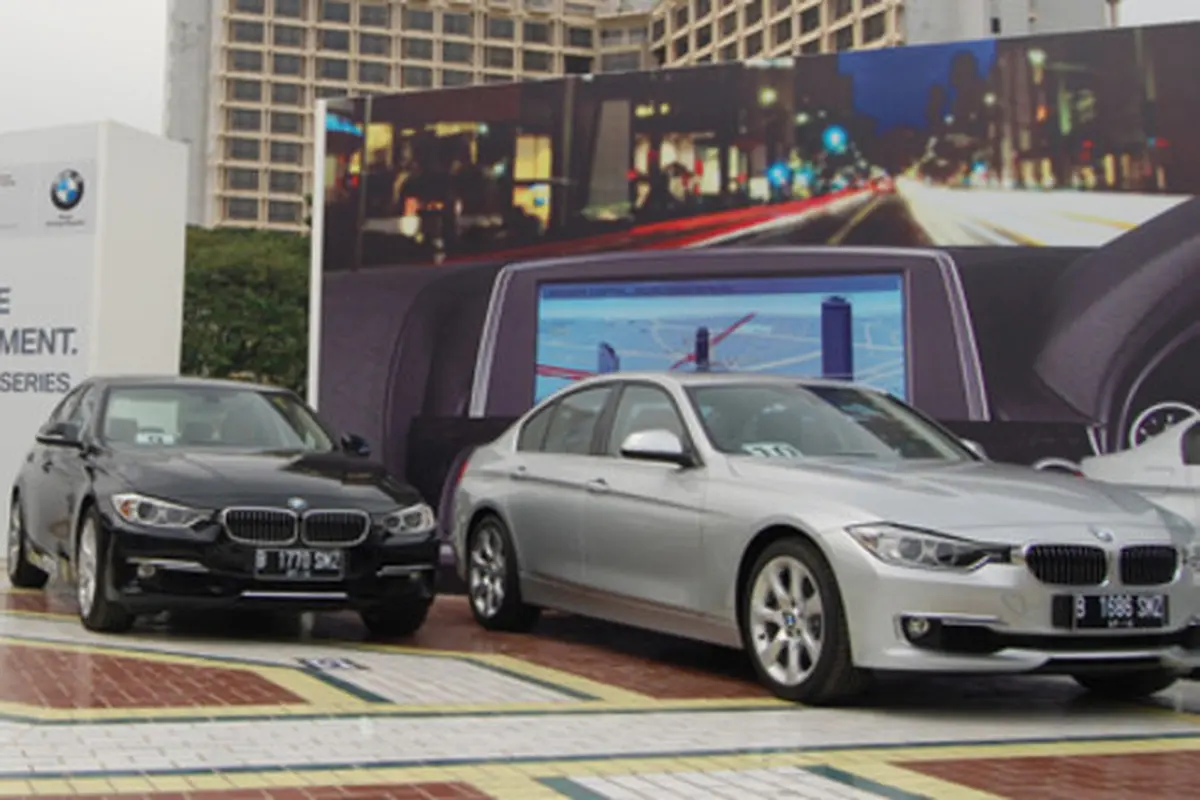 Varian Baru Mobil BMW (Foto: Nazar Ray)