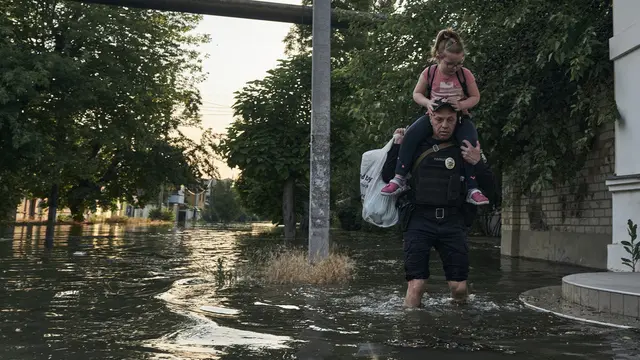 Bendungan Kakhovka di Kherson Ukraina Jebol