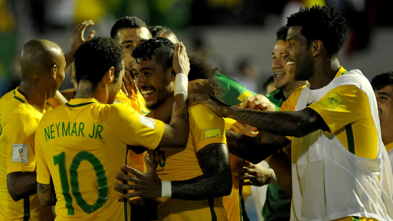 Cuplikan Video Timnas Brasil Cukur Uruguay
