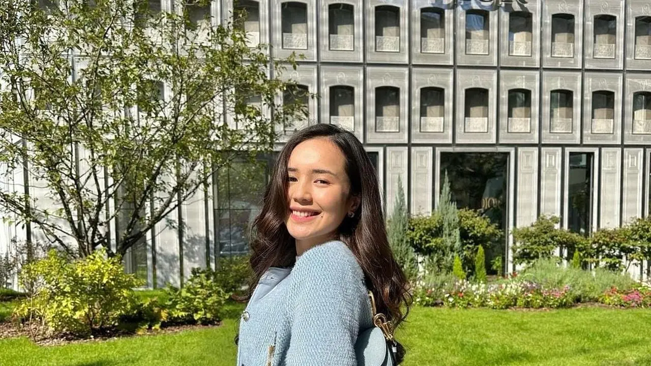 Beby Tsabina tampil stylish saat berlibur di Korea, selalu dipuji netizen