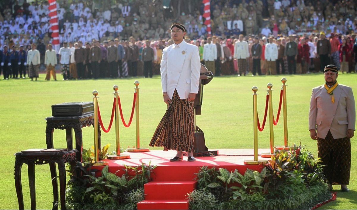 Ketua DPC Partai Gerindra Kota Solo Ardianto Kuswinarno mengatakan, KGPAA Mangkunegara X berpeluang besar mendaftar lewat partainya.<br>