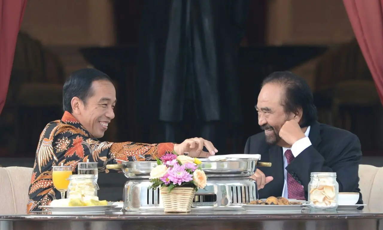 jokowi mengundang Ketua Umum Partai Nasdem Surya Paloh sarapan di Istana Merdeka (Setpres/Biro Pers)