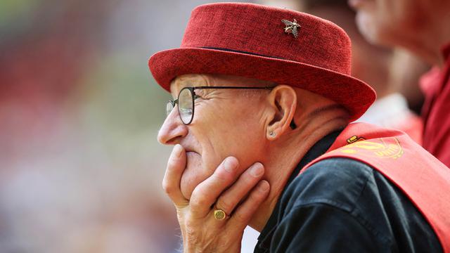 Foto: Kejadian Menarik Dibalik Kekalahan Manchester United Dari Brighton di Liga Inggris, Adu Jotos Sesama Fans MU Hingga Muka Ngenyek CR7