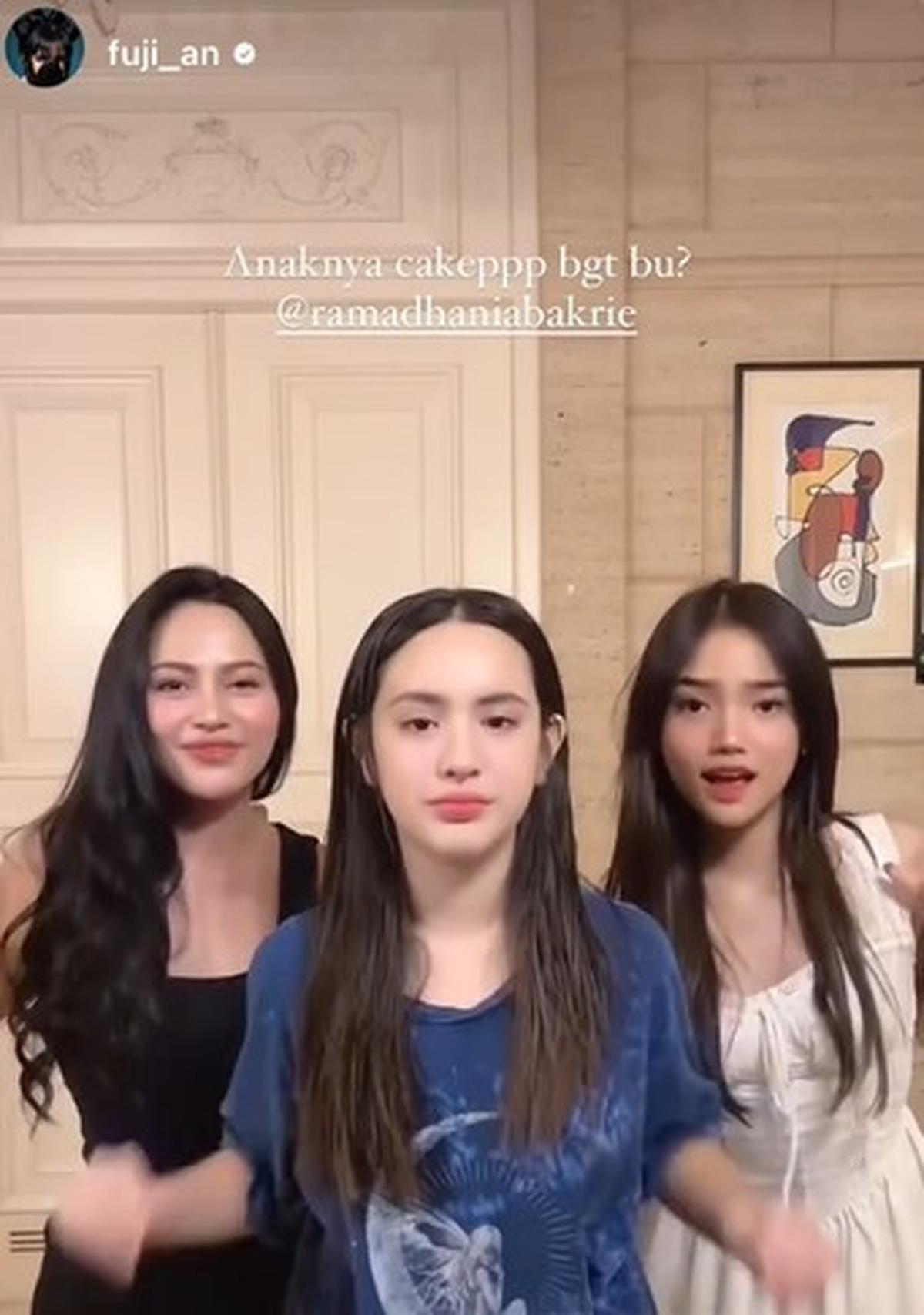 Fuji Puji Kecantikan Mikhayla