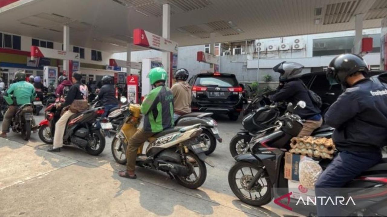 Kenaikan Harga Pertamax: Momentum Evaluasi Gaya Hidup Masyarakat Kelas Menengah