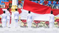 Banner Infografis Cara &amp; Syarat Ikut Upacara HUT ke-80 RI 17 Agustus 2025 di Istana. (Liputan6.com/Gotri/Abdillah)