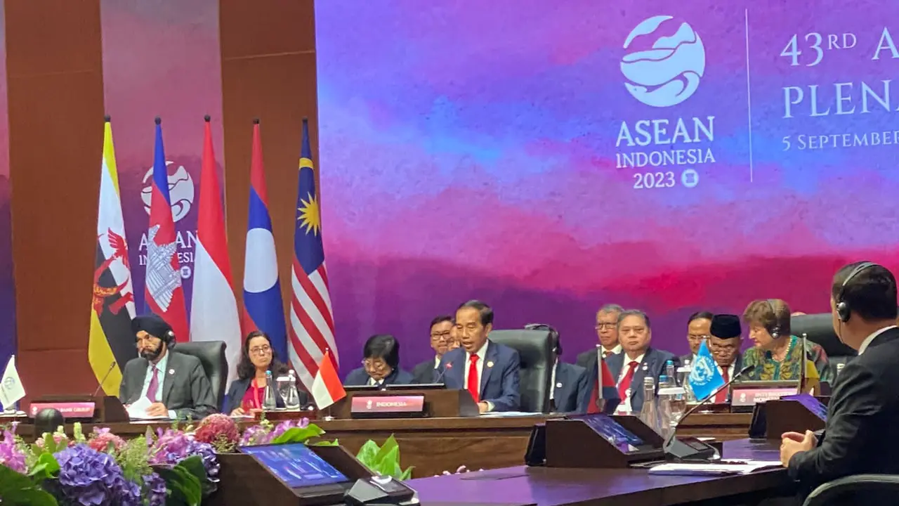 Penguatan Ekonomi Nasional, Menko Airlangga Tandatangani Nota Kesepahaman Local Currency Transaction
