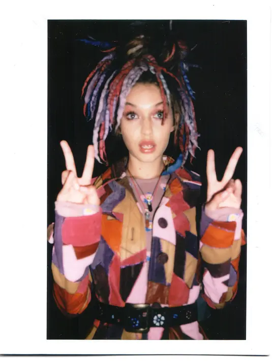 Gigi Hadid di Marc Jacob Show. Gimana menurutmu penampilannya? (TRACY BAILEY JR/LESLEY ADMANA/BF/HollywoodLife)