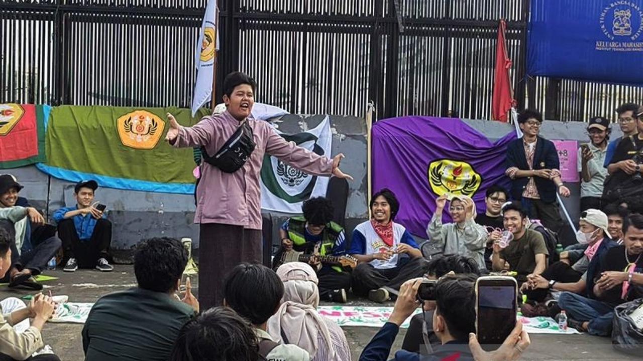 Mengapa '17+8 Tuntutan Rakyat' Viral? Ini Peran Media Arus Utama di Era Fabrikasi Kebenaran